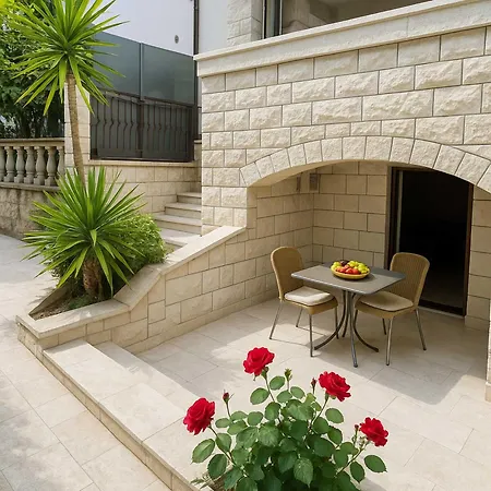Apartments Villa Mirjana Budva Exterior photo